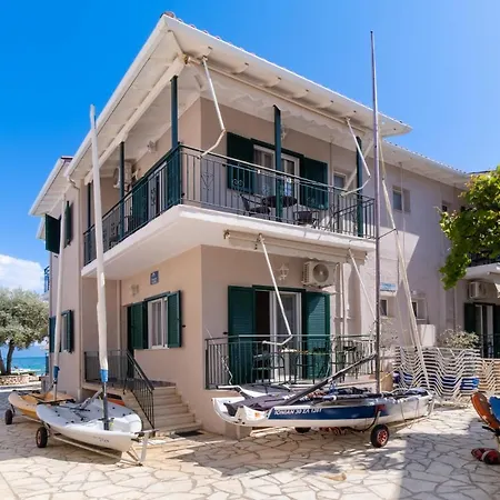 Apartament Club - 6 Nikiana